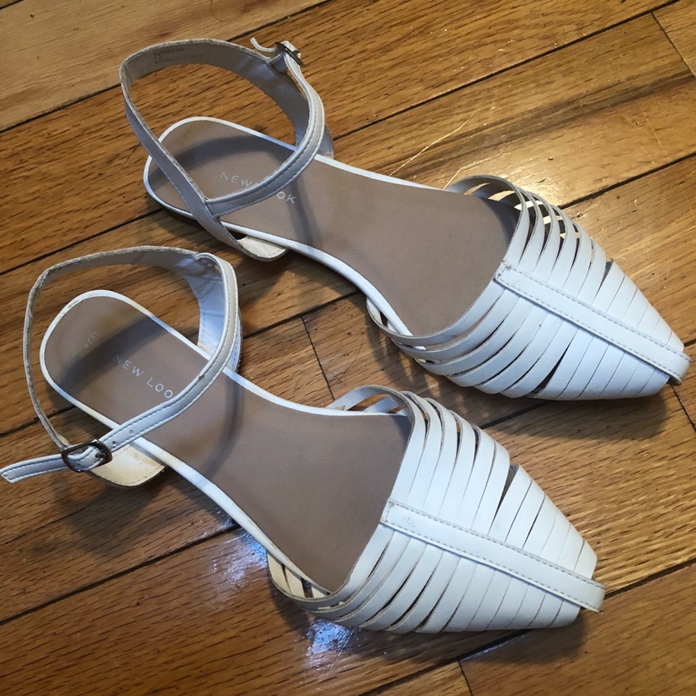 Never been worn New Look flats